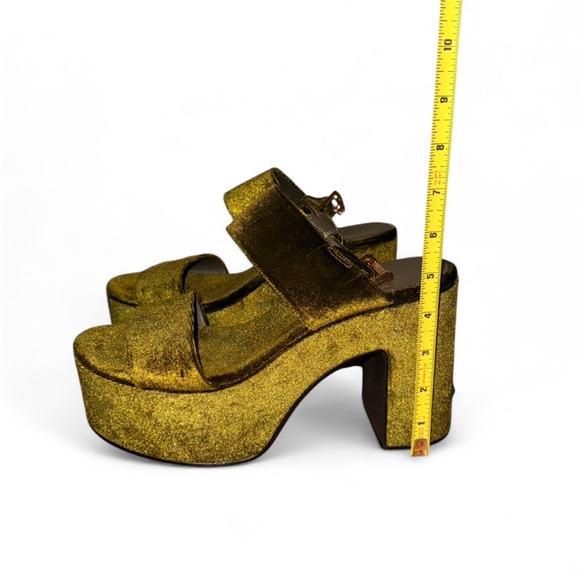 JEFFREY CAMPBELL Moody Platform Sandal in olive velvet - Picture 4 of 8
